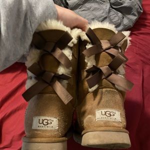 Ugg Australia Chestnut Boot With Brown Bows Size 6